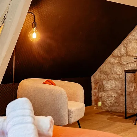 Le Manoir Отель Марш-ан-Фаменн