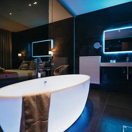 Le Manoir Hotel 3*